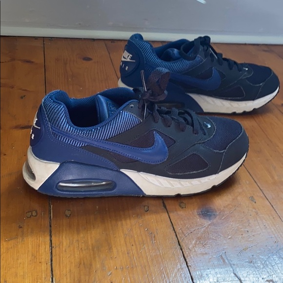 Nike Other - Nike Air Max 90s